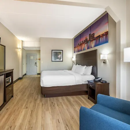 Quality Inn Louisville-Jefferson County Extérieur photo
