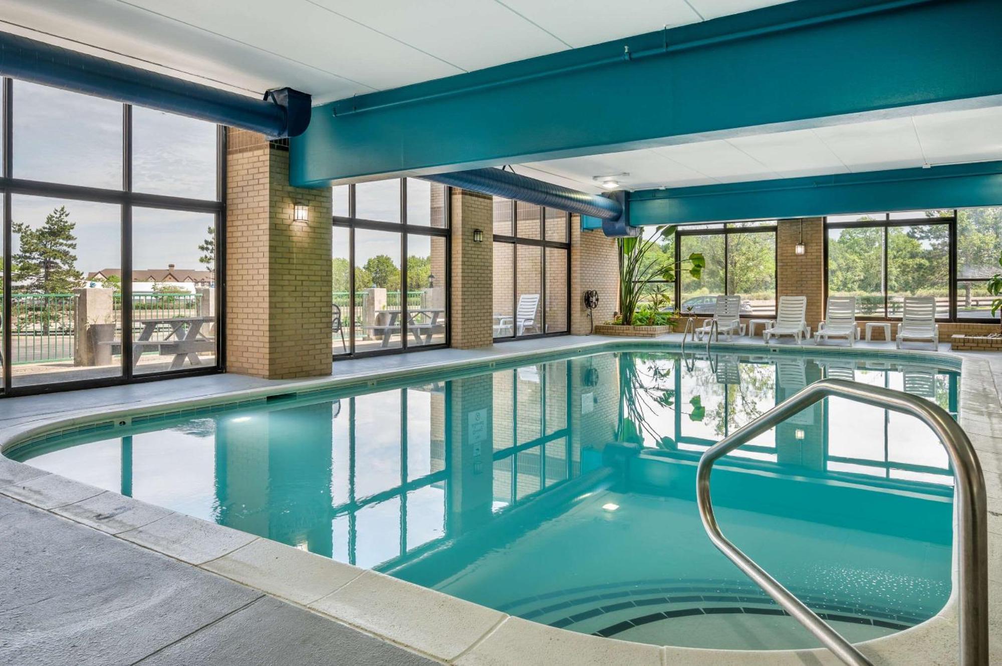 Hotel Quality Louisville-Jefferson County
