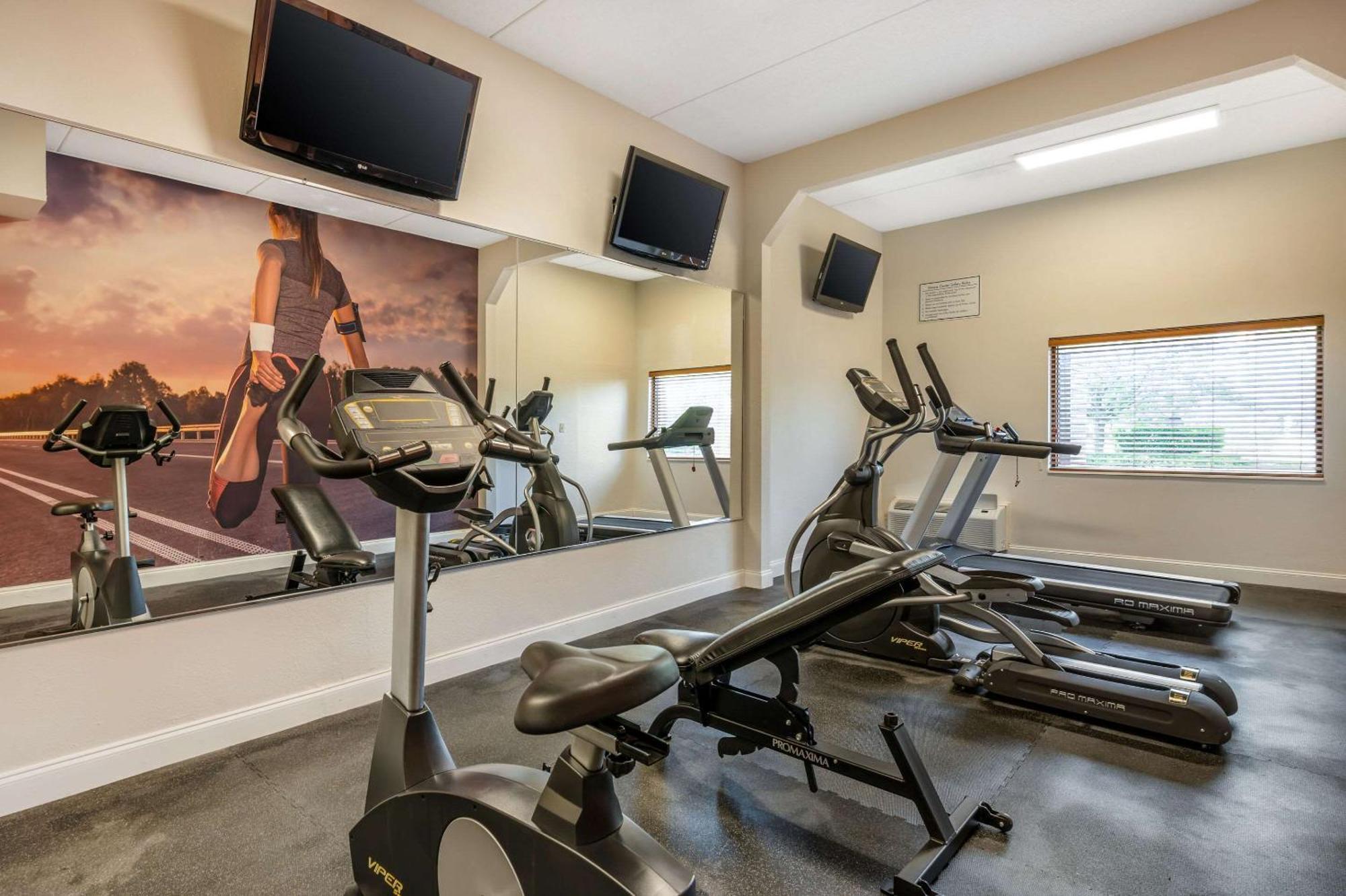 Quality Hotel Louisville-Jefferson County